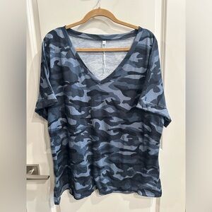 Sampeel woman’s plus size shirt 2XL ( bundle of 2)